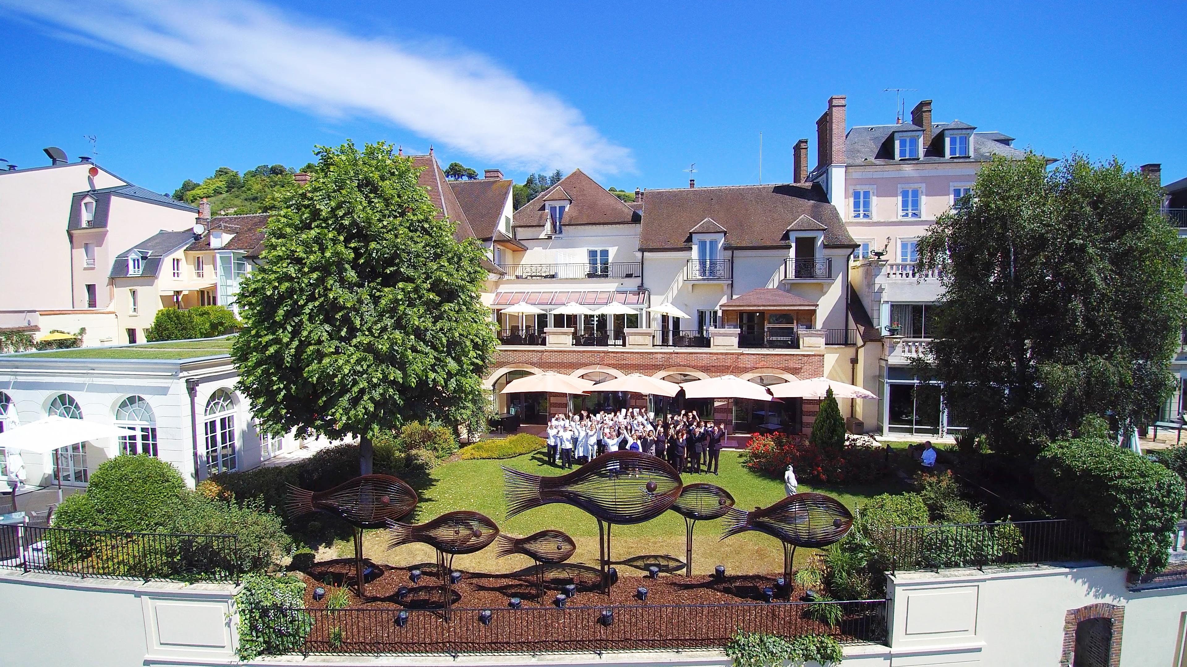 La Cote Saint Jacques Hotel Joigny Bagian luar foto